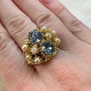 Vintage estate costume ring 🧜🏻‍♀️